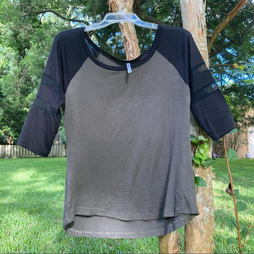 Green and Black Jersey Style 3/4 sleeve T-shirt